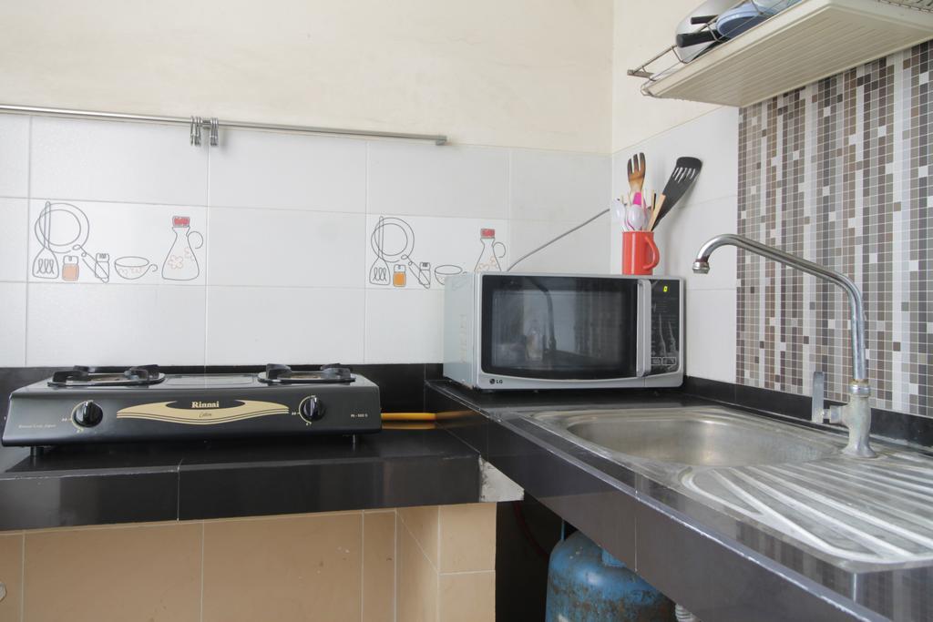 Reddoorz Plus Near Ambassador Mall Cakarta Dış mekan fotoğraf