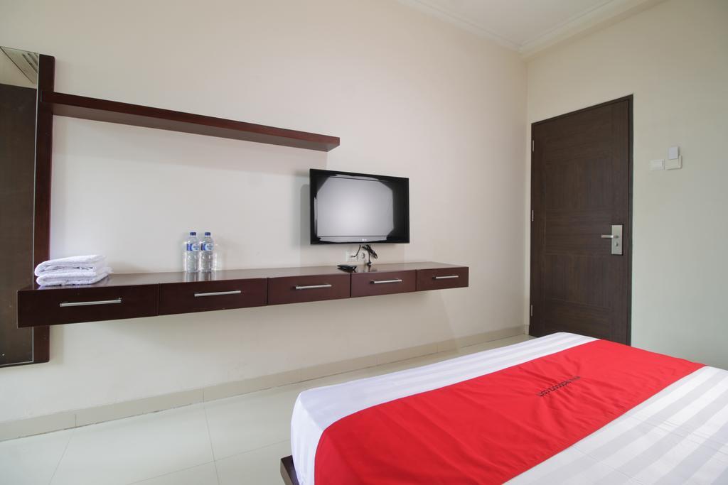 Reddoorz Plus Near Ambassador Mall Cakarta Dış mekan fotoğraf