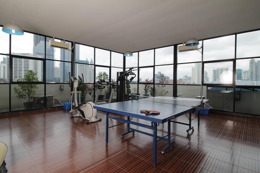 Reddoorz Plus Near Ambassador Mall Cakarta Dış mekan fotoğraf