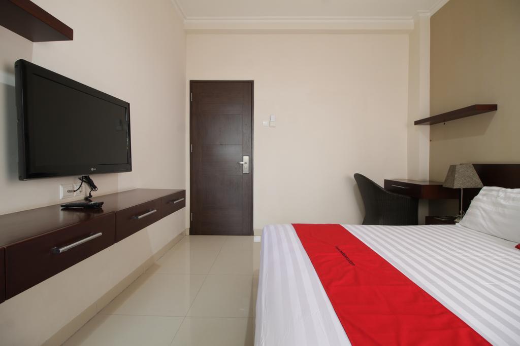 Reddoorz Plus Near Ambassador Mall Cakarta Dış mekan fotoğraf